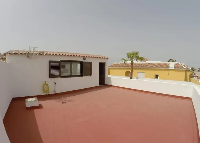 Cisnes Encantadora Casa Con Jardin Y Estudio Vista Al Mar *