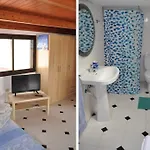 別荘 Cisnes Encantadora Casa Con Jardin Y Estudio Vista Al Mar