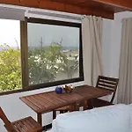 別荘 Cisnes Encantadora Casa Con Jardin Y Estudio Vista Al Mar