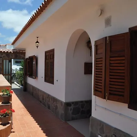 Ferienhaus Cisnes Encantadora Casa Con Jardin Y Estudio Vista Al Mar El Médano