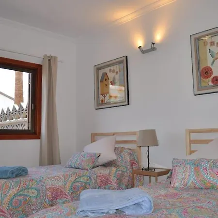 Cisnes Encantadora Casa Con Jardin Y Estudio Vista Al Mar *