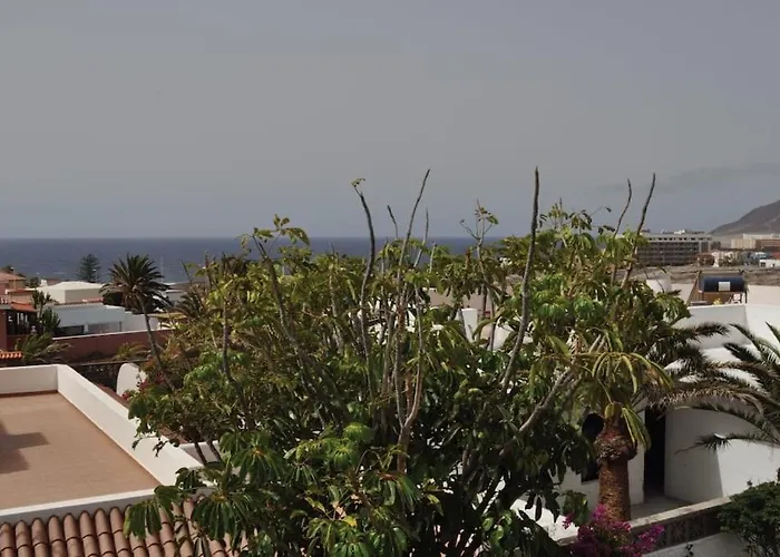 Cisnes Encantadora Casa Con Jardin Y Estudio Vista Al Mar Feriehus *