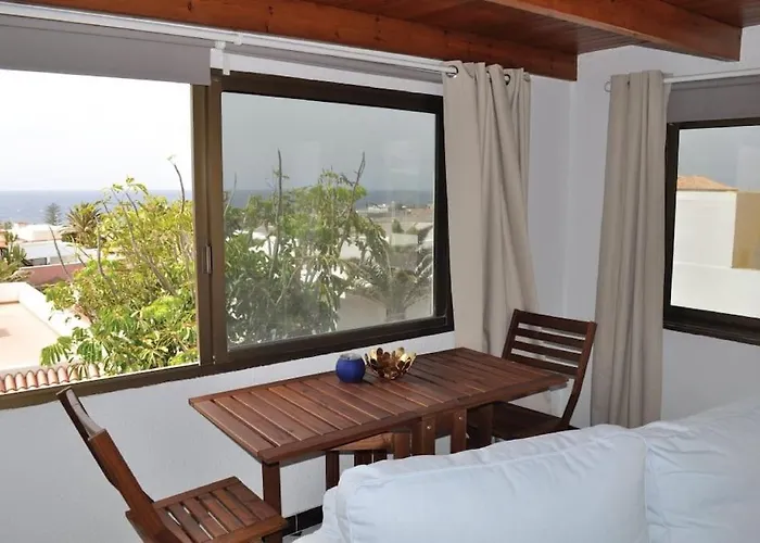 Feriehus Cisnes Encantadora Casa Con Jardin Y Estudio Vista Al Mar